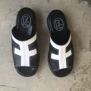 Vintage John Fluevog Black and White Mules EUC